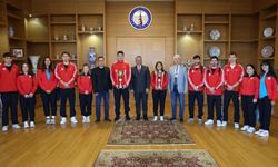 DPÜ Hentbol Takımları, Türkiye Şampiyonası'na damga vurdu