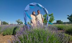 Fotoğraf makinesini alan geliyor: Kütahya'da lavanta bahçesi turizmin yeni gözdesi oldu