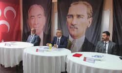 MHP Aslanapa’da Yeni Dönem: İlçe Başkanı Ali Takkalı Oldu