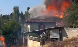 Kütahya'da bir ocağa ateş düştü, ev küle döndü