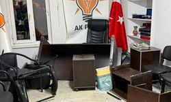 AK Parti Emet İlçe Başkanlığı’na Saldırı: Bina Tahrip Edildi