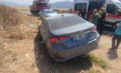 Direksiyon Hakimiyetini Kaybetti! Otomobil Şarampole Savruldu