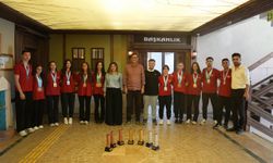 Tavşanlı Belediyesi Spor Kulübü Karate Takımı'ndan Başkan Derin'e ziyaret