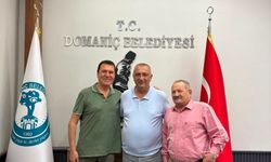 80'li yılların ünlü sanatçısı Mithat Körler'den, Başkan Uysal'a ziyaret