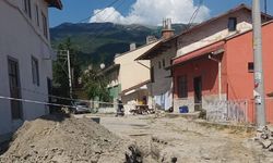 Şaphane'de çevre düzenleme ve altyapı çalışmaları sürüyor