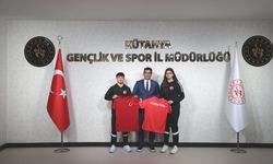 Kütahya'da milli gurur: 2 sporcu Avrupa Kuraş Şampiyonası’nda Türkiye'yi temsil edecek