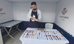 Kütahya'da geleneksel yöntemlerle ürettiği kaşıkları anlattı: ''Tahta kaşık sizin ağzınızı yakmaz''