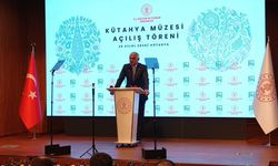 Bakan Ersoy’dan Kütahya’da ailelere çağrı: “Çocuklarınızı müzeyle buluşturun”