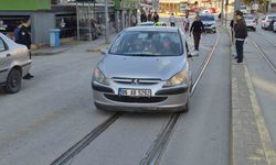 Eskişehir'de otomobilin çarptığı yaşlı kadın yaralandı