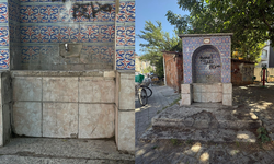 Kütahya'da sıcaktan bunalan ona koşuyor: Yılların çeşmesindeki tahribat tepki çekiyor