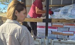 Altıntaş'ta öğrenciler ders kitaplarına kavuşuyor