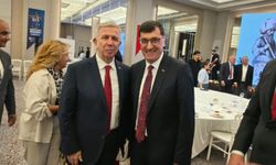 Başkan Kahveci, Tarihi Kentler Birliği toplantısında Mansur Yavaş ile bir araya geldi