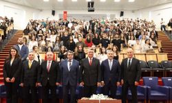 DPÜ Rektörü Kızıltoprak: ''Ülkeye bağlılık ortak gelecek için emek vermektir''