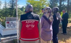 Tavşanlı’da şehit Ayhan Öğüt, vefat yıl dönümünde kabri başında anıldı