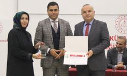 Kütahya’da Nafi Güral Fen Lisesi İyilikte İlk 10’a Girdi!