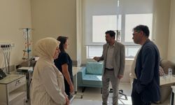 Kütahya Şehir Hastanesi yönetimi kemoterapi hastalarıyla buluştu