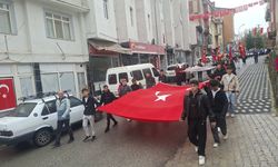 Hisarcık’ta yağmur Cumhuriyet coşkusunu durduramadı
