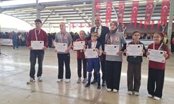 Hisarcık’ta Cumhuriyet coşkusu öğrencilerin ödül sevinciyle taçlandı