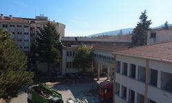Kütahya’da Bir Dönem Sona Erdi! Eski Hastane Binasında Yıkım Başladı