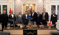 AK Parti Uşak Milletvekili Tuğrul'dan Tavşanlı Belediyesi'ne ziyaret