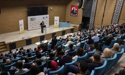 Kütahya çinisinde markalaşma çağrısı: Erilbaylı’dan gençlere ve üreticilere mesaj