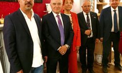 Güral Porselen’de 33 yıllık emeğe vefa: Ahmet Ali Kurt’a özel kutlama