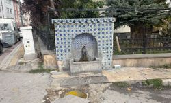 Kütahya’da çocuklar tehlikeyle burun buruna! Okul çevresindeki gider kapağı endişelendiriyor