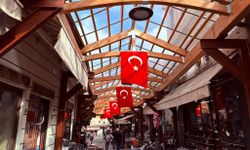 Kütahya, Cumhuriyet’in 103’üncü yılında kırmızı beyaza büründü