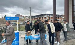Kütahya’da Atatürk ve şehitlerin anısına cuma namazı sonrası ikram