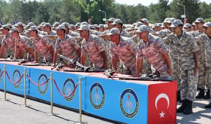 Türkiye’nin Tanınmış İsimleri Askerliğini Kütahya’da Yaptı! İşte O Liste