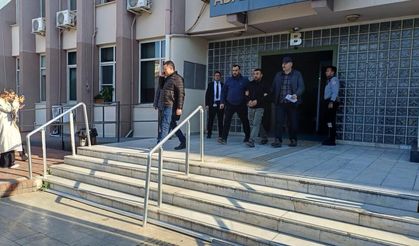 Boşanma aşamasındaki eşini bıçakladı