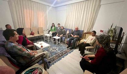 Dumlupınar Kaymakamı’ndan şehit ailesine anlamlı ziyaret