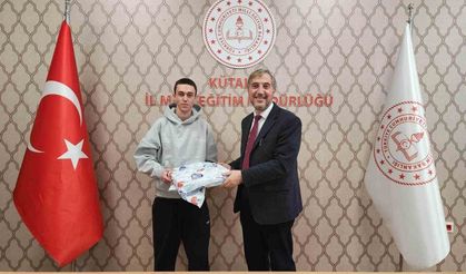 Kütahya’da Nezaket Temalı Resim Yarışmasında Büyük Heyecan