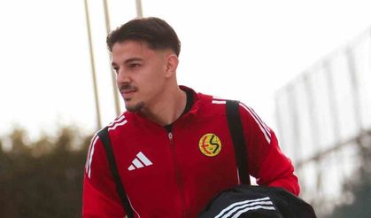 Eskişehirspor, Karşıyaka deplasmanı için yola çıktı