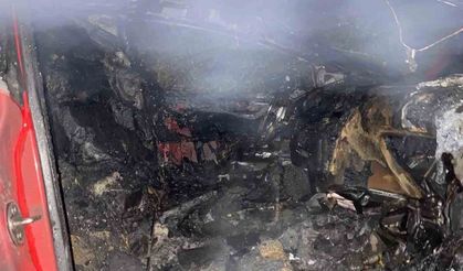 Alkollü sürücü bariyerlere çarptı, araç alev aldı
