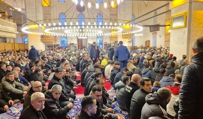 Balıkesirliler Zağnospaşa'da bayramlaştı