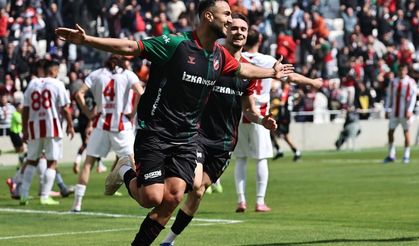 Eski Kütahyasporlu Sezgin, Karşıyaka'da 9 maçta 9 gol attı