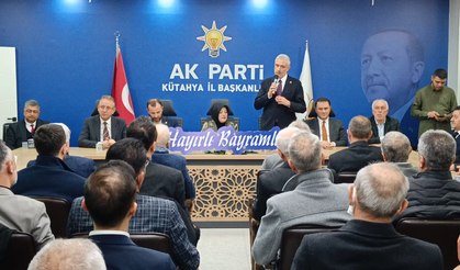 Kütahya AK Parti bayramlaşmasında birlik mesajı: Adil Biçer’den dikkat çeken açıklamalar
