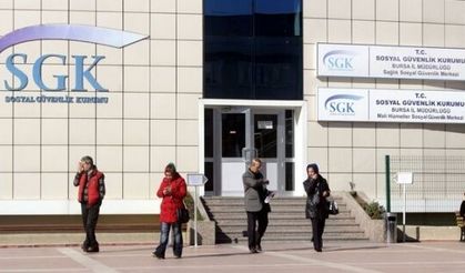 SGK’dan sahte sigortalılığa büyük darbe: Yüz binlerce kişinin emekliliği iptal edildi