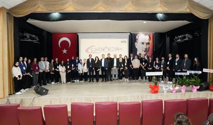 Tavşanlı Belediyesi Gençlik Meclisi Projesi hayata geçirildi
