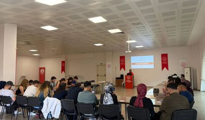 Kütahya'da evlilik kredisi alacak gençlere eğitim desteği sunuluyor
