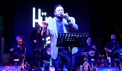 Tavşanlı'da festival coşkusu: Hüseyin Kağıt konserinde insan seli yaşandı