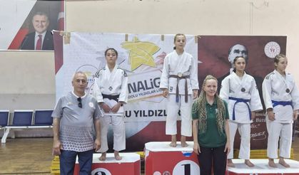 Kütahya Belediyespor'un genç sporcusu Judo turnuvasında gümüş madalya kazandı