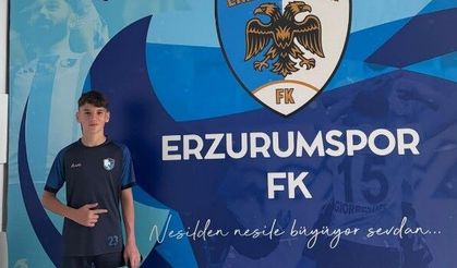 Kütahya'nın altın eldiveni genç kaleci Süper Lig ekibine transfer oldu