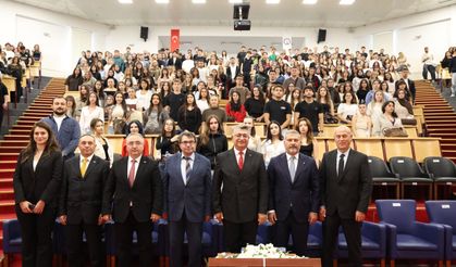 DPÜ Rektörü Kızıltoprak: ''Ülkeye bağlılık ortak gelecek için emek vermektir''