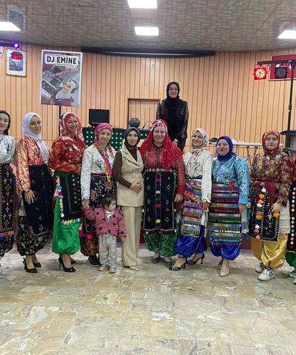 Simav’da Geleneksel Üç Etek Şöleni Büyük İlgi Gördü