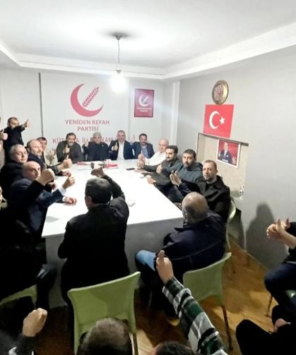 Murat Tuncay’dan AK Parti’ye Uyarı: “Kütahyalılar’ı Manevi Değerlerinden Vazgeçecekmiş Gibi Göstermeyin”