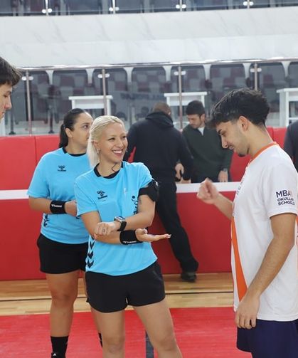 Türkiye’nin Gözü Kütahya’daydı: Gençler B Hentbol Yarı Finalleri Tamamlandı