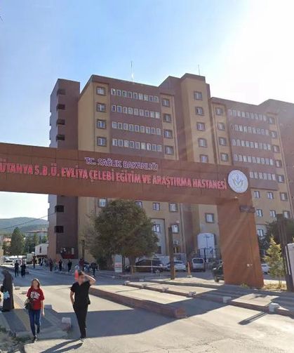 Evliya Çelebi Hastanesi’nin Yıkımına Tepki: “Sağlıkta Bir Günlük Aksama Bile Kabul Edilemez”