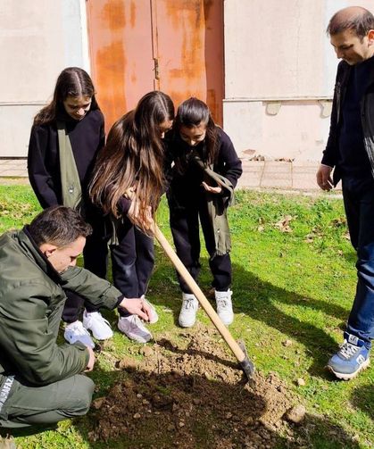Gediz’de yeşeren umut: Öğrenciler iş başında